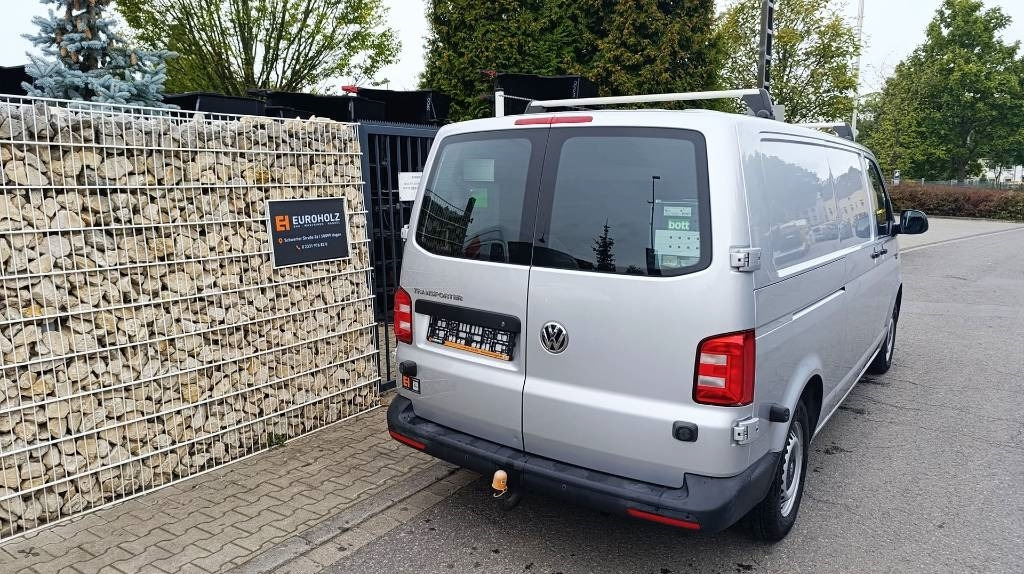 Volkswagen Transporter T6 TDI, Werkstattschränke Standheizung - 박스 밴 : 사진 4 Volkswagen Transporter T6 TDI, Werkstattschränke Standheizung - 박스 밴 : 사진 4