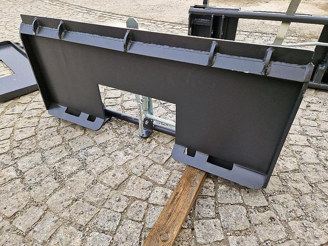 Big Bobcat 114 cm Adapter mit Euro Aufnahme - 부착물 : 사진 2 Big Bobcat 114 cm Adapter mit Euro Aufnahme - 부착물 : 사진 2