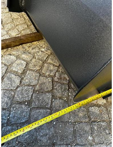 Big Schwergutschaufel 240 cm mit Merlo ZM2 Aufnahme - 버킷 : 사진 5 Big Schwergutschaufel 240 cm mit Merlo ZM2 Aufnahme - 버킷 : 사진 5