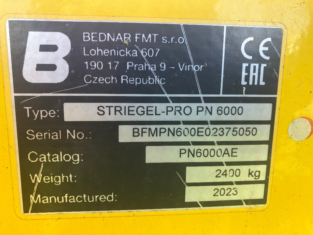 Bednar Striegel-Pro PN 6000 - 시비 장비 : 사진 2 Bednar Striegel-Pro PN 6000 - 시비 장비 : 사진 2