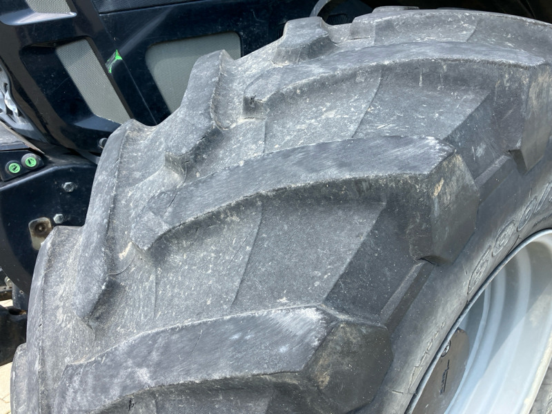 장궤형 트랙터 Deutz-Fahr Agrotron 7250 TTV Warrior : 사진 6