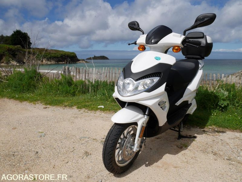 1 Scooter Easy Watts - E-stock - 오토바이 : 사진 1 1 Scooter Easy Watts - E-stock - 오토바이 : 사진 1
