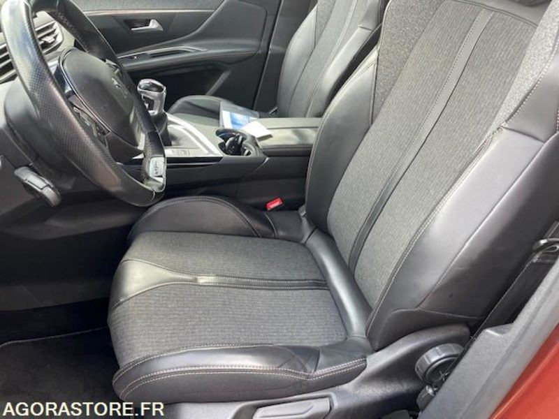 3008 GT-LINE 1.2 PT 130cv. 05/2017. 117900 KM - SUV : 사진 5 3008 GT-LINE 1.2 PT 130cv. 05/2017. 117900 KM - SUV : 사진 5