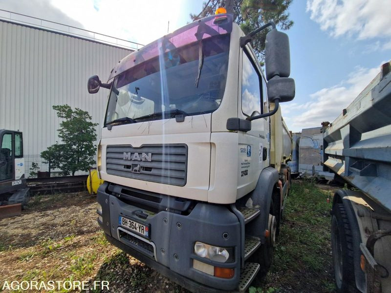 4x2 + 2 - BIBENNE MAN - TGA26.360 - 2007 / 305 699 KM - BH364YR - 덤프트럭 : 사진 1 4x2 + 2 - BIBENNE MAN - TGA26.360 - 2007 / 305 699 KM - BH364YR - 덤프트럭 : 사진 1