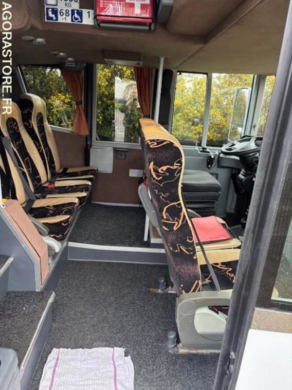 AUTOCAR VANHOOL TX 20 EURO 6 - 2015 - 507000km - 대형 버스 : 사진 5 AUTOCAR VANHOOL TX 20 EURO 6 - 2015 - 507000km - 대형 버스 : 사진 5
