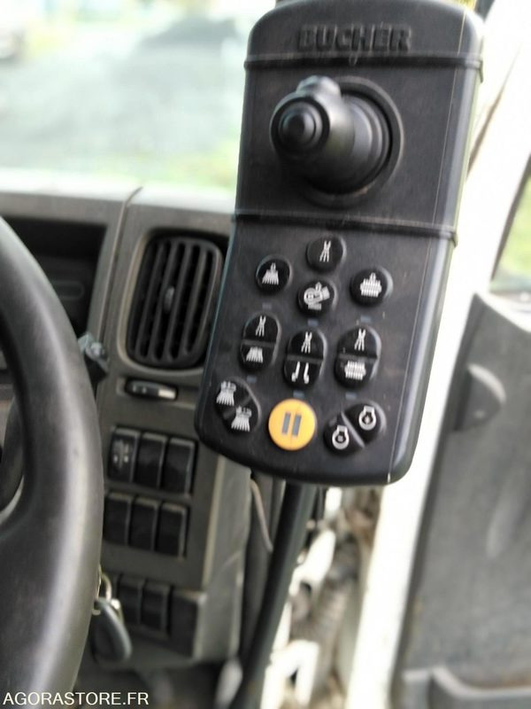 BALAYEUSE DM-075-AD - 거리 청소 차량 : 사진 5 BALAYEUSE DM-075-AD - 거리 청소 차량 : 사진 5