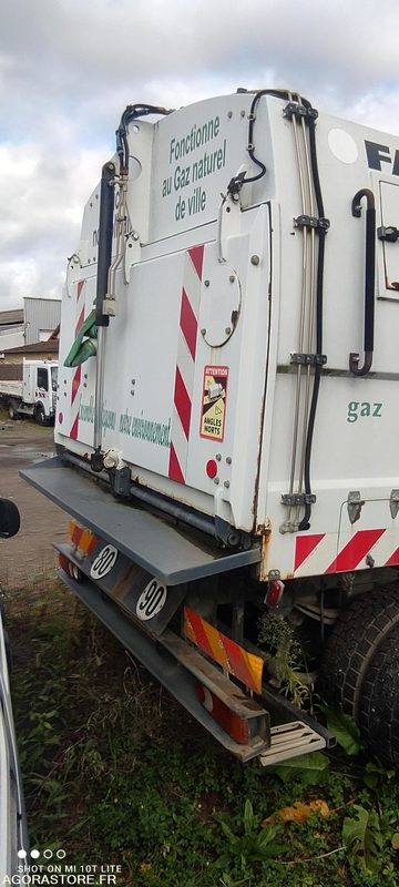 BALAYEUSE FAUN Renault Midlum 150 161800kms 2007 - 거리 청소 차량 : 사진 3 BALAYEUSE FAUN Renault Midlum 150 161800kms 2007 - 거리 청소 차량 : 사진 3