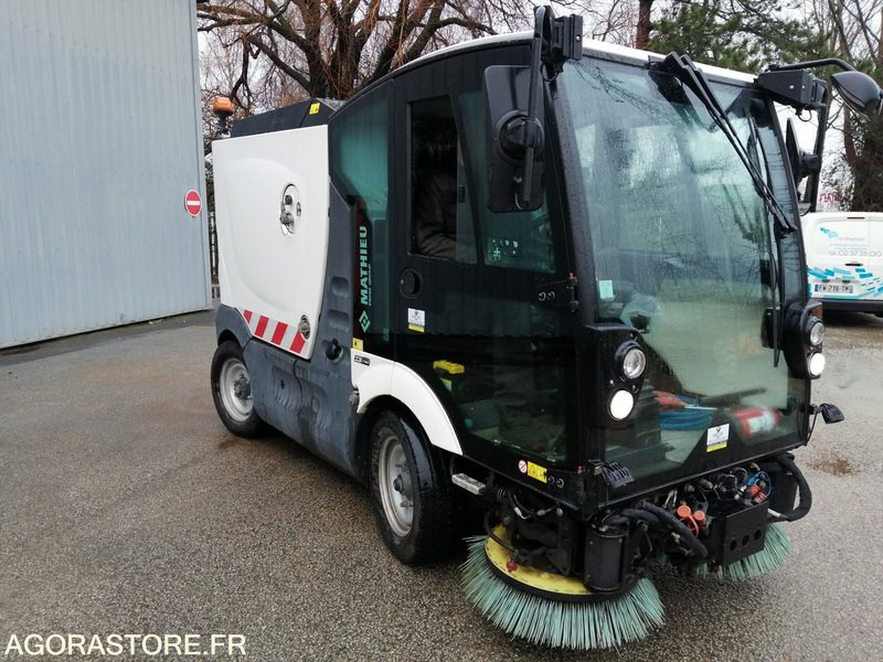 BALAYEUSE - MATHIEU - AZURA FLEX - 2020 / 4222 HEURES - 거리 청소 차량 : 사진 2 BALAYEUSE - MATHIEU - AZURA FLEX - 2020 / 4222 HEURES - 거리 청소 차량 : 사진 2