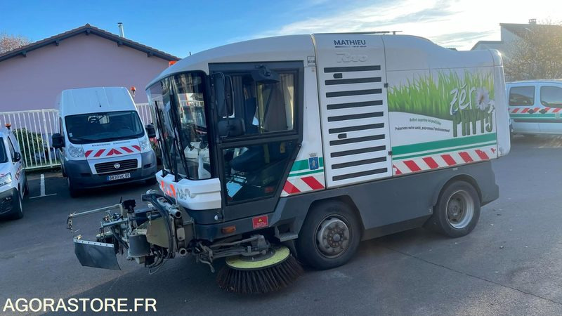 BALAYEUSE RAVO DE 2009 - 거리 청소 차량 : 사진 3 BALAYEUSE RAVO DE 2009 - 거리 청소 차량 : 사진 3