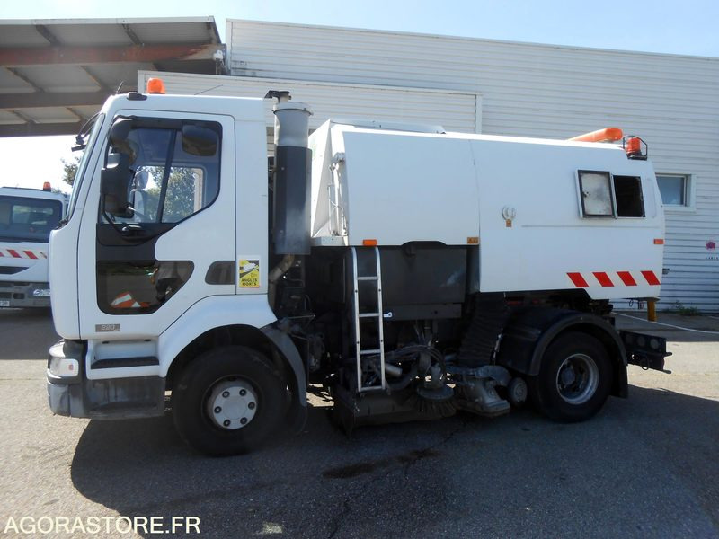 BALAYEUSE RENAULT PL - 거리 청소 차량 : 사진 5 BALAYEUSE RENAULT PL - 거리 청소 차량 : 사진 5