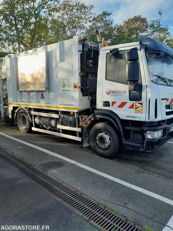 BOM 16T IVECO GNC NON ROULANT( 6042-66ICAM571X) - 쓰레기차 : 사진 3 BOM 16T IVECO GNC NON ROULANT( 6042-66ICAM571X) - 쓰레기차 : 사진 3