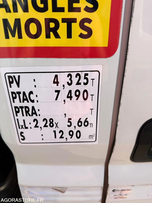 BOM 7.5T - 2020 - 60008 KMS - 쓰레기차 : 사진 5 BOM 7.5T - 2020 - 60008 KMS - 쓰레기차 : 사진 5