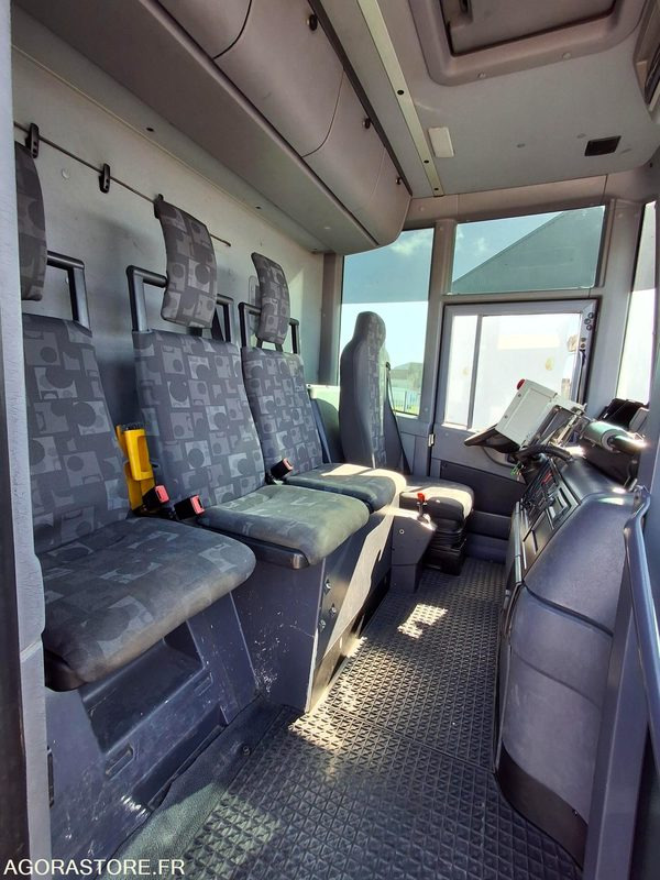BOM Mercedes Econic 2013 240330 kms - CX-136-DD - 쓰레기차 : 사진 2 BOM Mercedes Econic 2013 240330 kms - CX-136-DD - 쓰레기차 : 사진 2