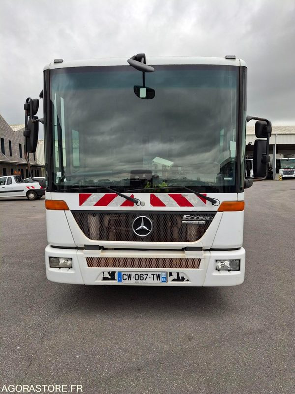 BOM Mercedes Econic 292045 kms 2013 - CW-067-TW - 쓰레기차 : 사진 2 BOM Mercedes Econic 292045 kms 2013 - CW-067-TW - 쓰레기차 : 사진 2