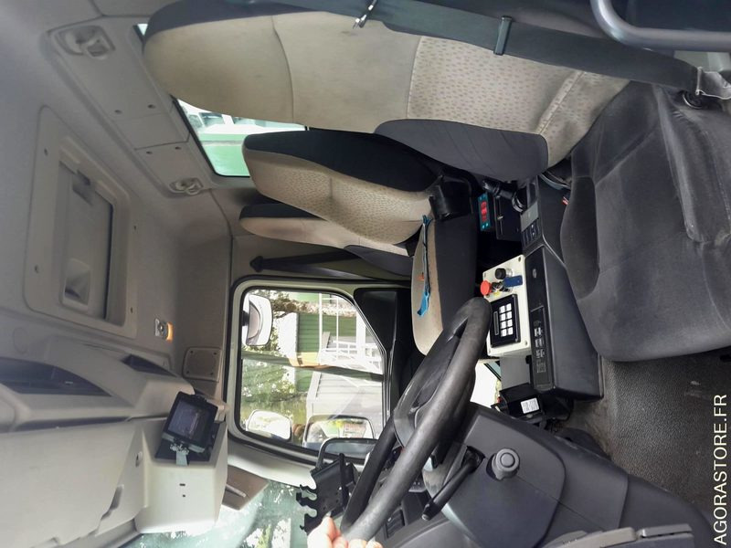 BOM Renault Premium 19T - 쓰레기차 : 사진 4 BOM Renault Premium 19T - 쓰레기차 : 사진 4