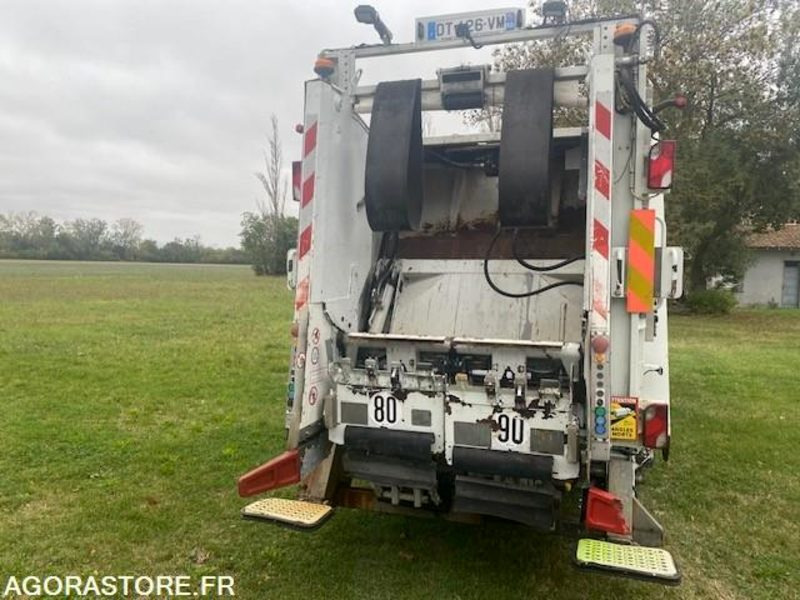 BOM SCANIA P 380 - 2015 - 164 000km - 쓰레기차 : 사진 4 BOM SCANIA P 380 - 2015 - 164 000km - 쓰레기차 : 사진 4