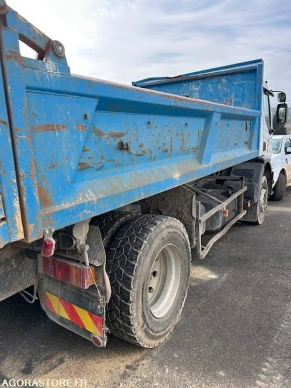 CAMION BI-BENNE RENAULT PREMIUM 270 DCI 420 000 KM 2002 - 트럭 : 사진 2 CAMION BI-BENNE RENAULT PREMIUM 270 DCI 420 000 KM 2002 - 트럭 : 사진 2
