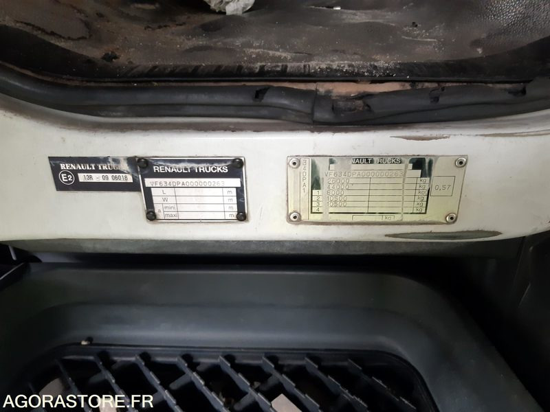 CAMION GRUE RENAULT 26T - GUIMA (R31057) 425114 KMS - 트럭 : 사진 4 CAMION GRUE RENAULT 26T - GUIMA (R31057) 425114 KMS - 트럭 : 사진 4