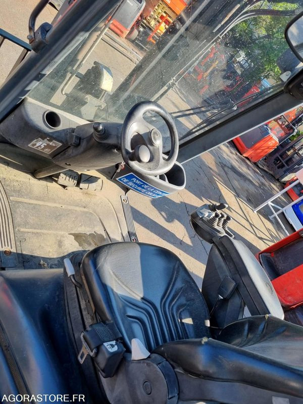 CHARIOT ELEVATEUR FENWICK H16T-01 GAZ DE 2013 - 5600 H (R3S177) - LPG 지게차 : 사진 5 CHARIOT ELEVATEUR FENWICK H16T-01 GAZ DE 2013 - 5600 H (R3S177) - LPG 지게차 : 사진 5