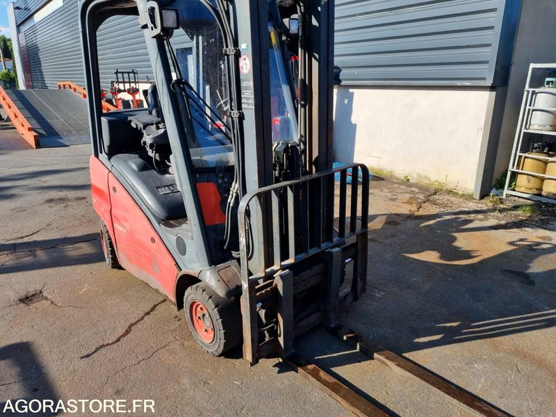 CHARIOT ELEVATEUR FENWICK H16T-01 GAZ DE 2013 - 5600 H (R3S177) - LPG 지게차 : 사진 1 CHARIOT ELEVATEUR FENWICK H16T-01 GAZ DE 2013 - 5600 H (R3S177) - LPG 지게차 : 사진 1