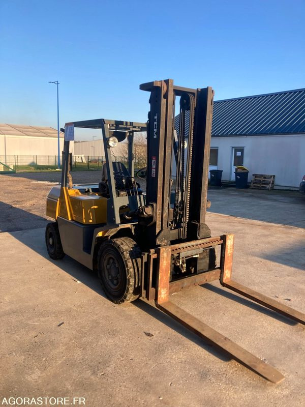 CHARIOT ELEVATEUR TCM DIESEL 4T ANNEE 1998 - 디젤 지게차 : 사진 2 CHARIOT ELEVATEUR TCM DIESEL 4T ANNEE 1998 - 디젤 지게차 : 사진 2