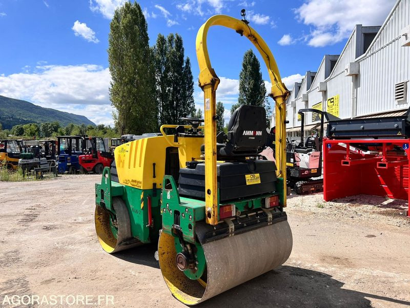 COMPACTEUR AMMANN AV26-2 ROULEAU TANDEM VIBRANT ARTICULÉ - ANNÉE 2008 - 1765 H - 롤러 : 사진 5 COMPACTEUR AMMANN AV26-2 ROULEAU TANDEM VIBRANT ARTICULÉ - ANNÉE 2008 - 1765 H - 롤러 : 사진 5