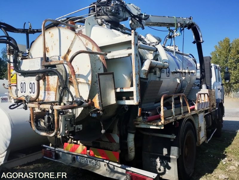 Camion 19t Hydrocureur Renault G300 Maxter 142142km – équipement Huwer - 진공 흡입 트럭 : 사진 5 Camion 19t Hydrocureur Renault G300 Maxter 142142km – équipement Huwer - 진공 흡입 트럭 : 사진 5