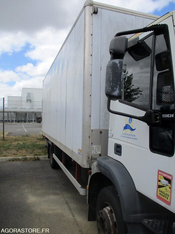 Camion IVECO + hayon élévateur - 박스 트럭 : 사진 4 Camion IVECO + hayon élévateur - 박스 트럭 : 사진 4