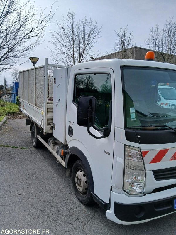 Camion benne RENAULT MAXITY - 310362 km - 2007 - 덤프 밴 : 사진 1 Camion benne RENAULT MAXITY - 310362 km - 2007 - 덤프 밴 : 사진 1