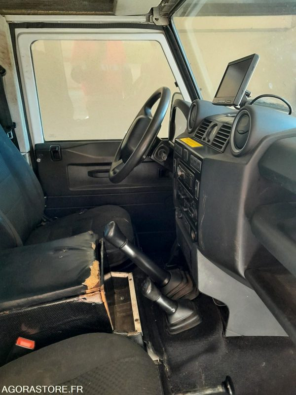 Camion hydrocureur LAND ROVER Defender - 2014 / 142 462 KM - 픽업트럭 : 사진 4 Camion hydrocureur LAND ROVER Defender - 2014 / 142 462 KM - 픽업트럭 : 사진 4