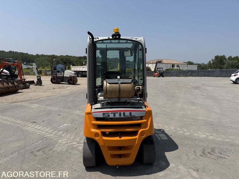 Chariot élévateur STILL 2T5 - 3300heures - LPG 지게차 : 사진 4 Chariot élévateur STILL 2T5 - 3300heures - LPG 지게차 : 사진 4