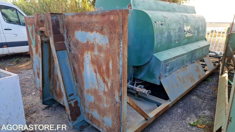 Citerne à eau avec système d'arrosage - HS - 정원 장비 : 사진 1 Citerne à eau avec système d'arrosage - HS - 정원 장비 : 사진 1