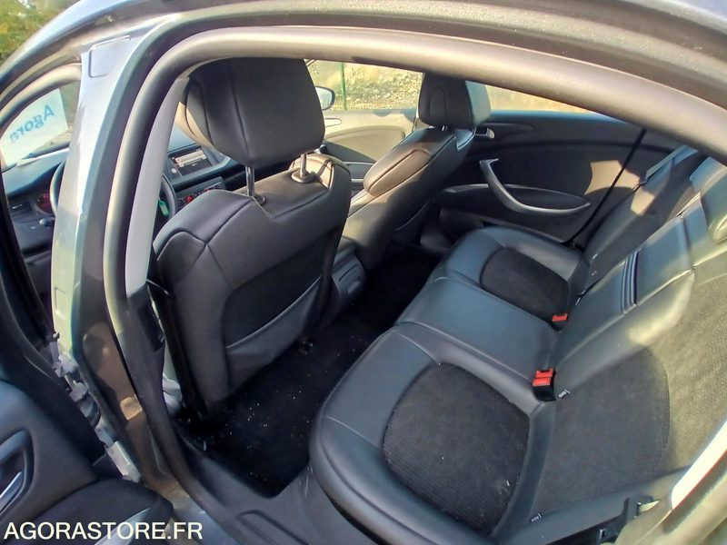 Citroën C5 – Diesel – 2016-204 763 km - 차량 : 사진 4 Citroën C5 – Diesel – 2016-204 763 km - 차량 : 사진 4