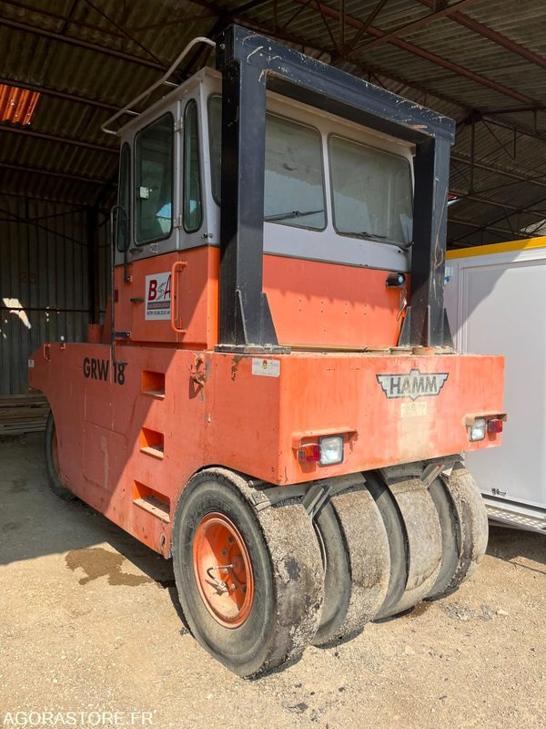Compacteur à pneu type P3 HAMM - 롤러 : 사진 1 Compacteur à pneu type P3 HAMM - 롤러 : 사진 1