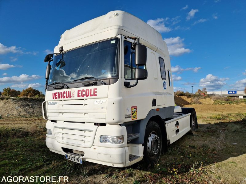 DAF CF 85.360 - 2013 - 트랙터 유닛 : 사진 1 DAF CF 85.360 - 2013 - 트랙터 유닛 : 사진 1