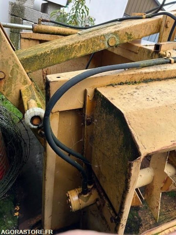 DESILEUSE LUCAS - 농업용 기계 : 사진 4 DESILEUSE LUCAS - 농업용 기계 : 사진 4