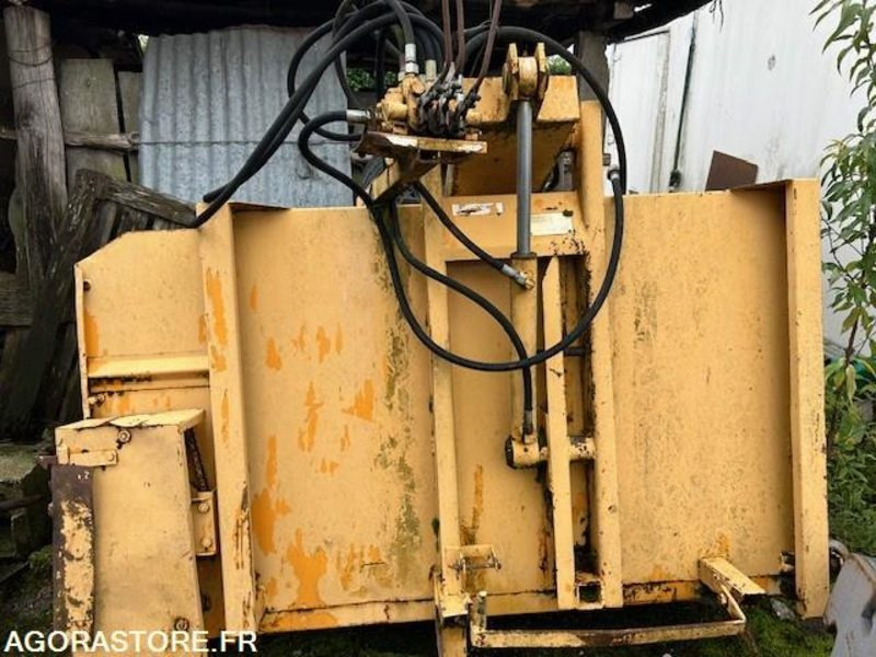 DESILEUSE LUCAS - 농업용 기계 : 사진 1 DESILEUSE LUCAS - 농업용 기계 : 사진 1