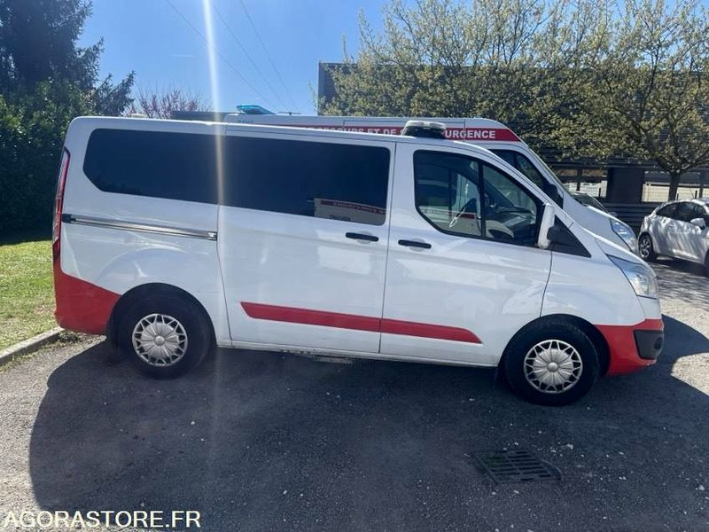DQ-048-QV - Non Roulant - Pour pièces - FORD CUSTOM - VASP - 361 398 Kms - 구급차 : 사진 1 DQ-048-QV - Non Roulant - Pour pièces - FORD CUSTOM - VASP - 361 398 Kms - 구급차 : 사진 1