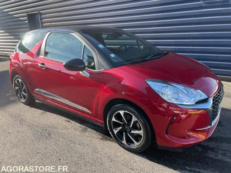 DS3SOCHIC PT 110cv. 11/2016. 107150 KM - 차량 : 사진 4 DS3SOCHIC PT 110cv. 11/2016. 107150 KM - 차량 : 사진 4