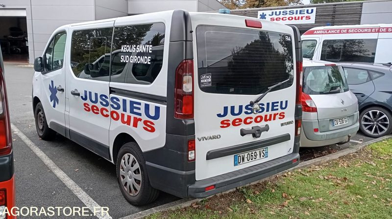 DW-069-VS - Non Roulant - OPEL VIVARO - VASP - 328 164 Kms - 구급차 : 사진 3 DW-069-VS - Non Roulant - OPEL VIVARO - VASP - 328 164 Kms - 구급차 : 사진 3