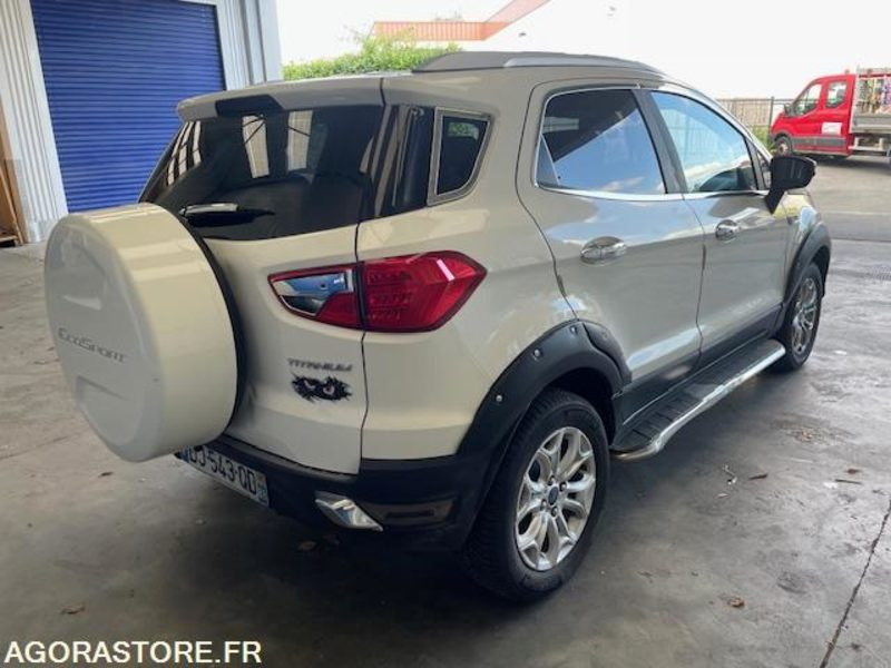 ECOSPORT TITANIUM 1.5 TDCI 90cv . 08/2014 . 128300 km - SUV : 사진 3 ECOSPORT TITANIUM 1.5 TDCI 90cv . 08/2014 . 128300 km - SUV : 사진 3