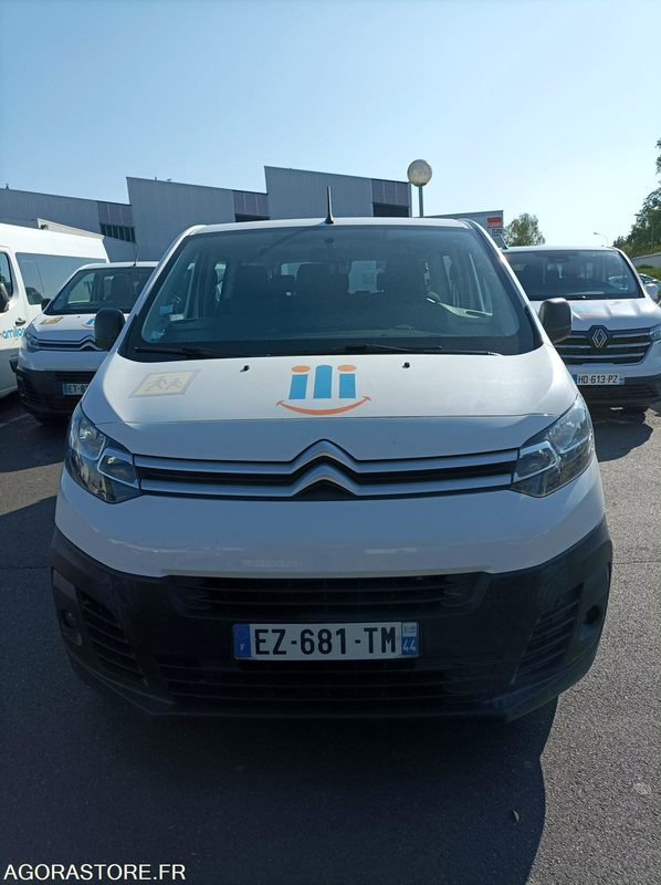 EZ-681-TM - Roulant - CITROEN JUMPY SPACE TOURER - 9 Places - 225 045 Kms - 소형 버스, 승합차 : 사진 3 EZ-681-TM - Roulant - CITROEN JUMPY SPACE TOURER - 9 Places - 225 045 Kms - 소형 버스, 승합차 : 사진 3