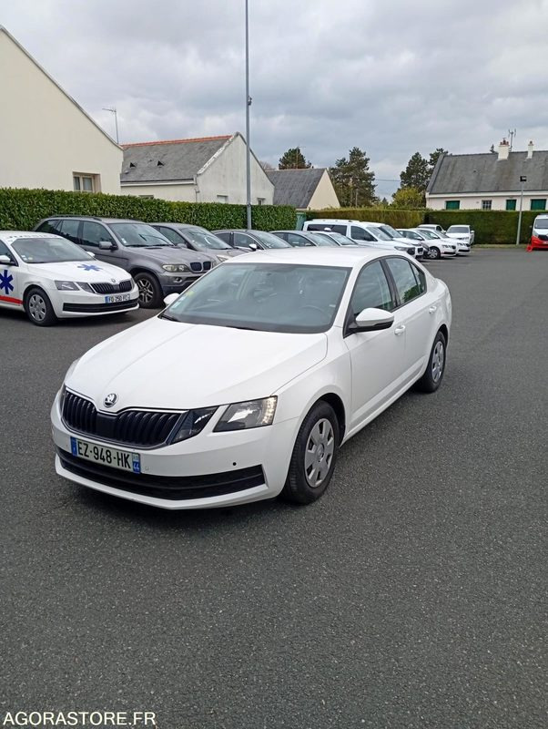 EZ-948-HK - Roulant - SKODA OCTAVIA - VP - 431 000 Kms - 차량 : 사진 1 EZ-948-HK - Roulant - SKODA OCTAVIA - VP - 431 000 Kms - 차량 : 사진 1