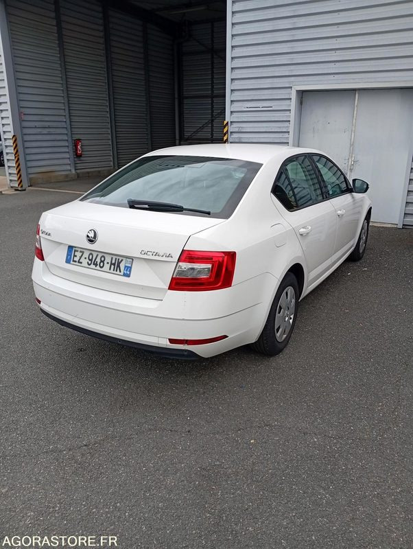 EZ-948-HK - Roulant - SKODA OCTAVIA - VP - 431 000 Kms - 차량 : 사진 3 EZ-948-HK - Roulant - SKODA OCTAVIA - VP - 431 000 Kms - 차량 : 사진 3