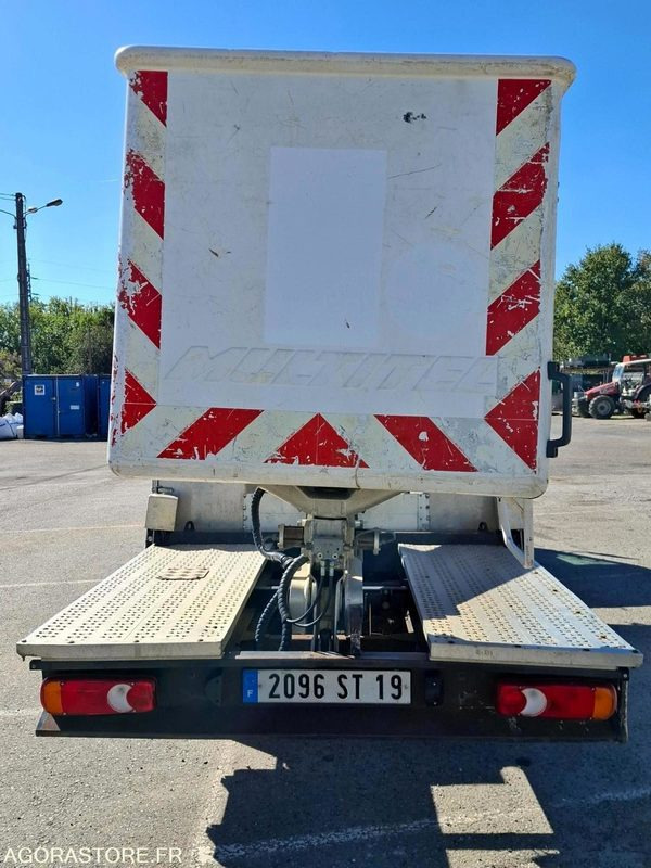 Elévateur à Nacelle 160 ALU CABSTAR sur châssis NISSAN <3.5T H.16M - 2007 - 트럭 탑재 고가작업 플랫폼 : 사진 4 Elévateur à Nacelle 160 ALU CABSTAR sur châssis NISSAN <3.5T H.16M - 2007 - 트럭 탑재 고가작업 플랫폼 : 사진 4