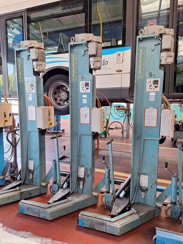 Ensemble de 4 colonnes de levage pour poids-lourds - 트럭 : 사진 1 Ensemble de 4 colonnes de levage pour poids-lourds - 트럭 : 사진 1