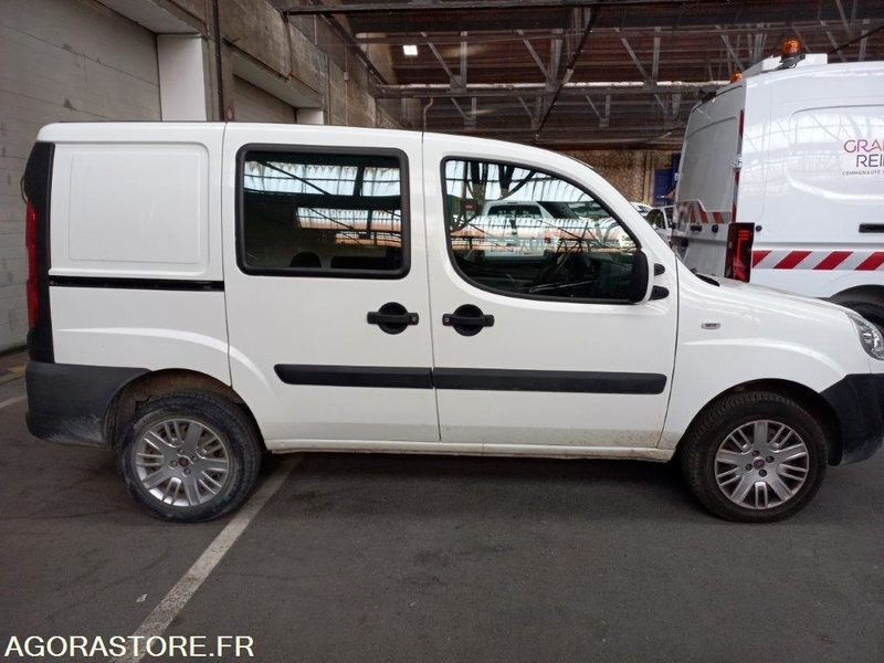 FIAT DOBLO AH-197-PB - 소형 밴 : 사진 2 FIAT DOBLO AH-197-PB - 소형 밴 : 사진 2