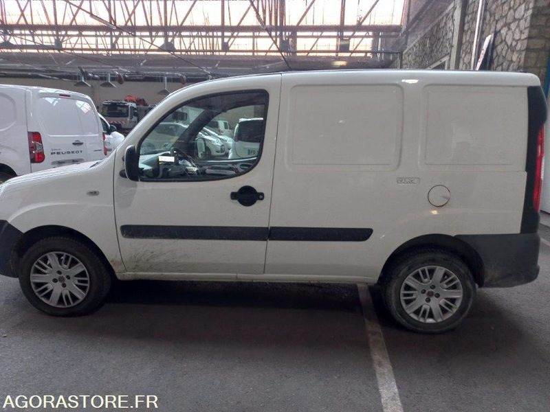 FIAT DOBLO AH-197-PB - 소형 밴 : 사진 3 FIAT DOBLO AH-197-PB - 소형 밴 : 사진 3