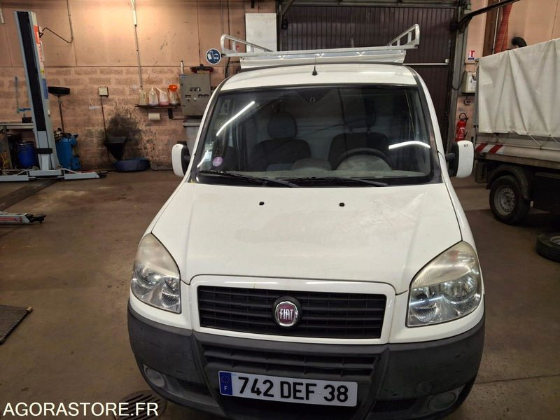 FIAT DOBLO CARGO GNV - 소형 밴 : 사진 3 FIAT DOBLO CARGO GNV - 소형 밴 : 사진 3