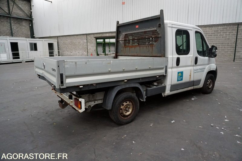 FIAT DUCATO PLATEAU DOUBLE CABINE - 덤프 밴 : 사진 4 FIAT DUCATO PLATEAU DOUBLE CABINE - 덤프 밴 : 사진 4
